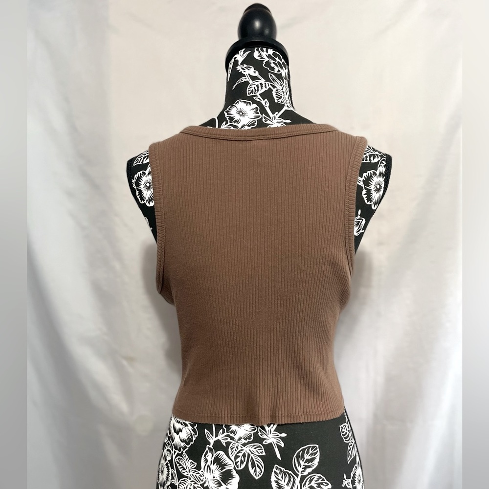 Crop Top - Picture 3 of 5